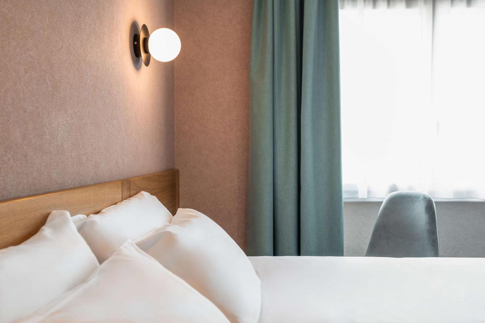 Sure Hotel By Best Western Centre Beaune Beaune  Exterior photo
